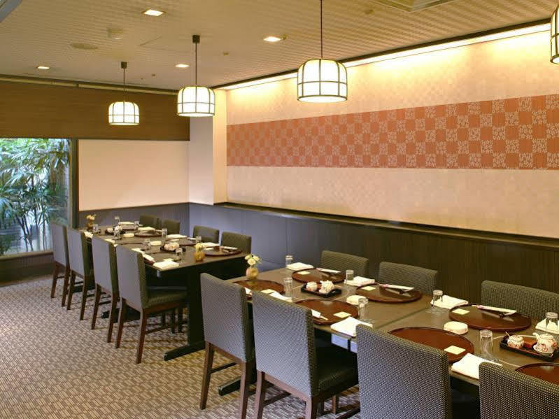 Castle Plaza Hotel Nagoya Exterior photo