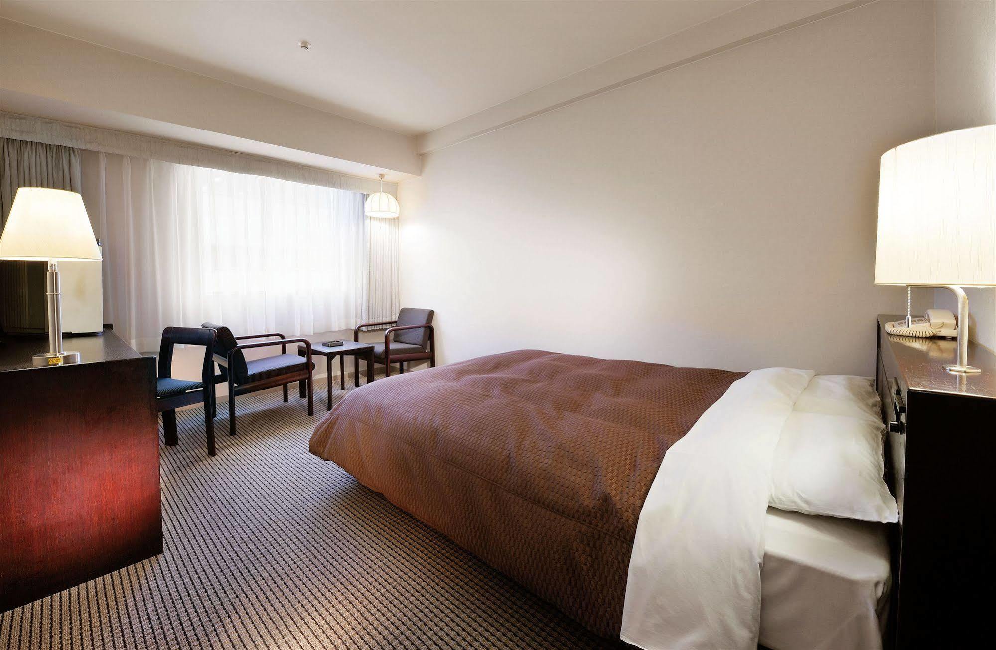 Castle Plaza Hotel Nagoya Exterior photo